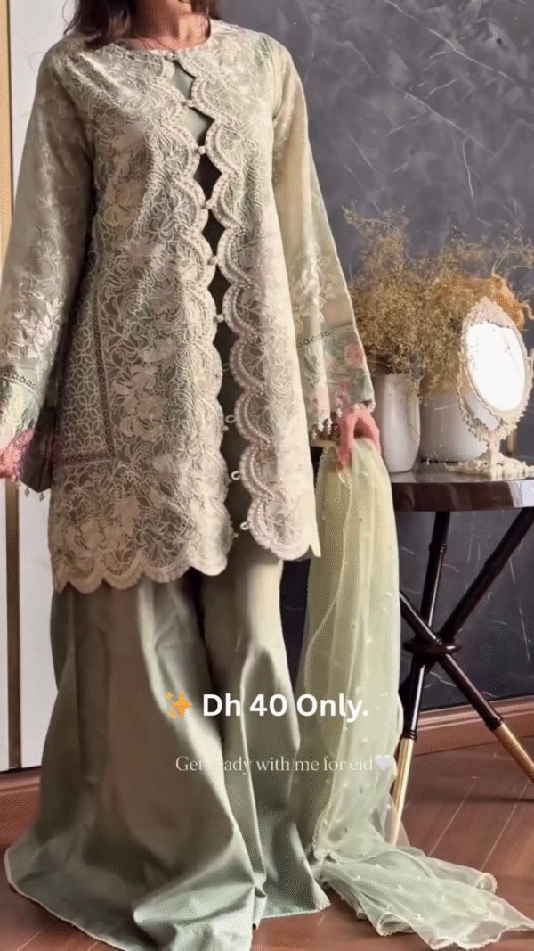 ✨ Ivory & Gold Heavily Embroidered Anarkali Suit Set - Image 5